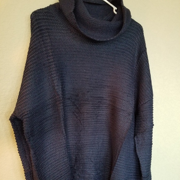 Plus Size Chunky Knit Turtleneck Sweater - Picture 2 of 3